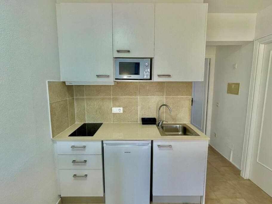 Pura Vida Apartamento Con Piscina Cala'N Blanes  Екстер'єр фото