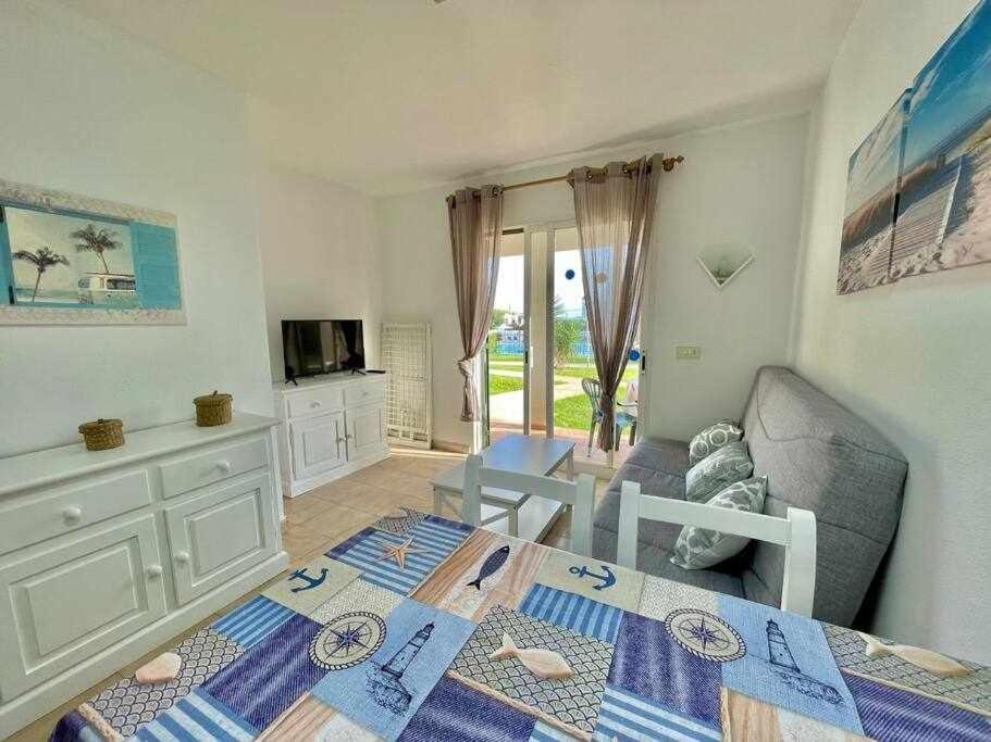 Pura Vida Apartamento Con Piscina Cala'N Blanes  Екстер'єр фото